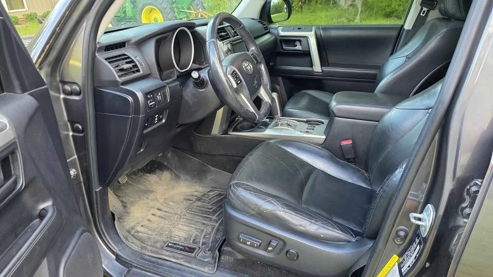 2011 Toyota 4Runner 5th Gen - Image 8 of 12