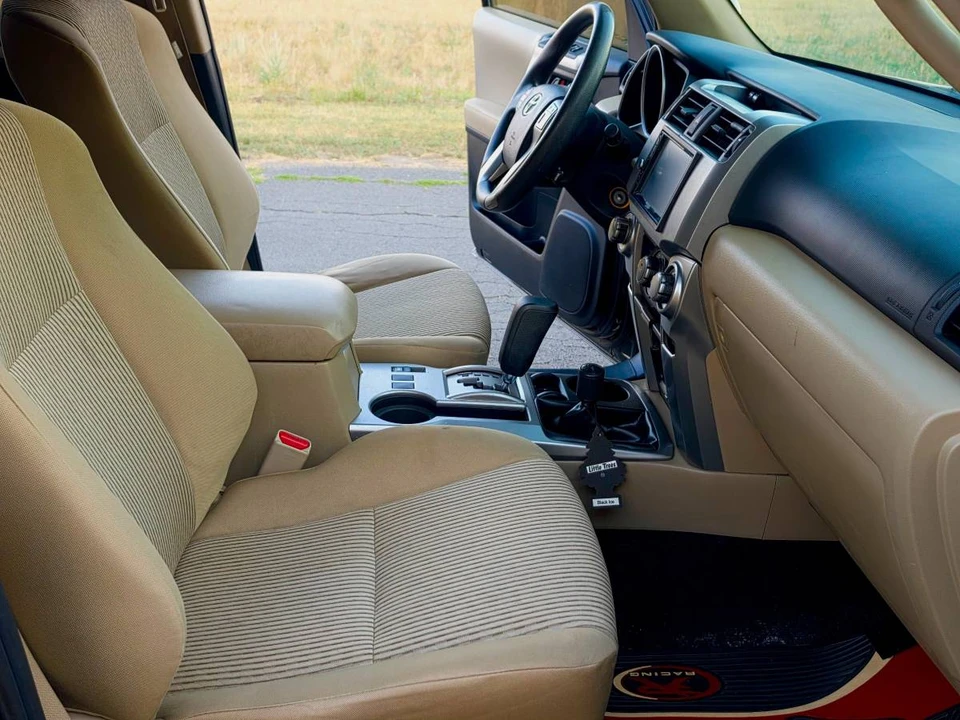 2011 Toyota 4Runner 5th Gen - Image 14 of 18