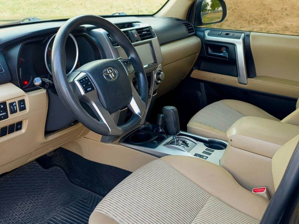 2011 Toyota 4Runner 5th Gen - Image 15 of 18