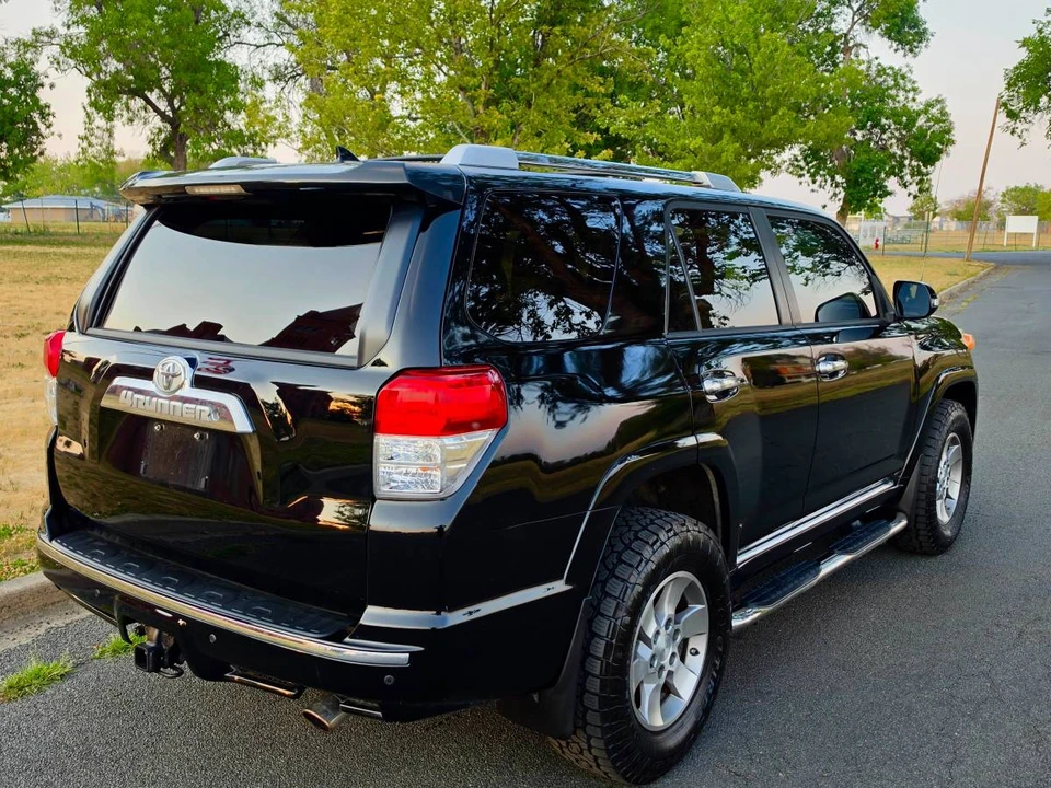 2011 Toyota 4Runner 5th Gen - Image 11 of 18