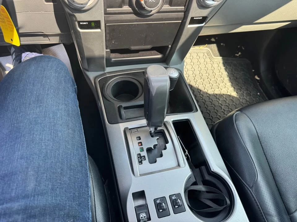 2011 Toyota 4Runner 5th Gen - Image 15 of 18