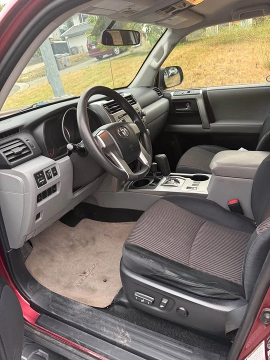 2011 Toyota 4Runner 5th Gen - Image 7 of 10