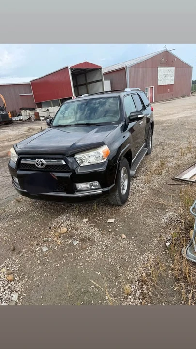 2011 Toyota 4Runner 5th Gen - Image 2 of 10