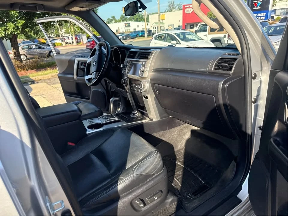 2011 Toyota 4Runner 5th Gen - Image 18 of 20