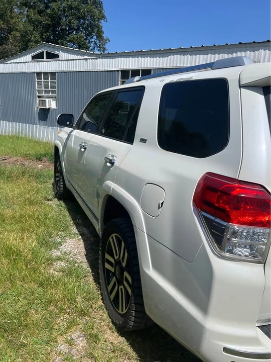2011 Toyota 4Runner 5th Gen - Image 9 of 10