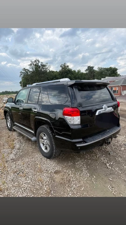 2011 Toyota 4Runner 5th Gen - Image 4 of 10