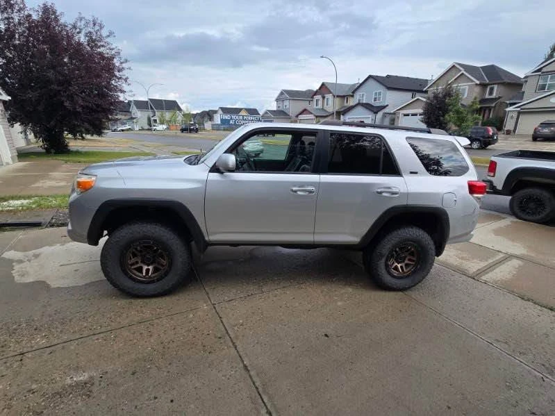 2011 Toyota 4Runner 5th Gen - Image 3 of 8
