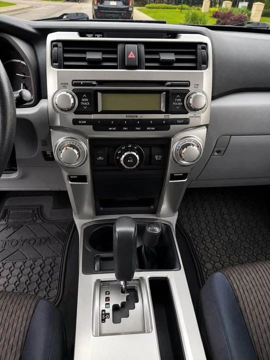 2011 Toyota 4Runner 5th Gen - Image 12 of 16