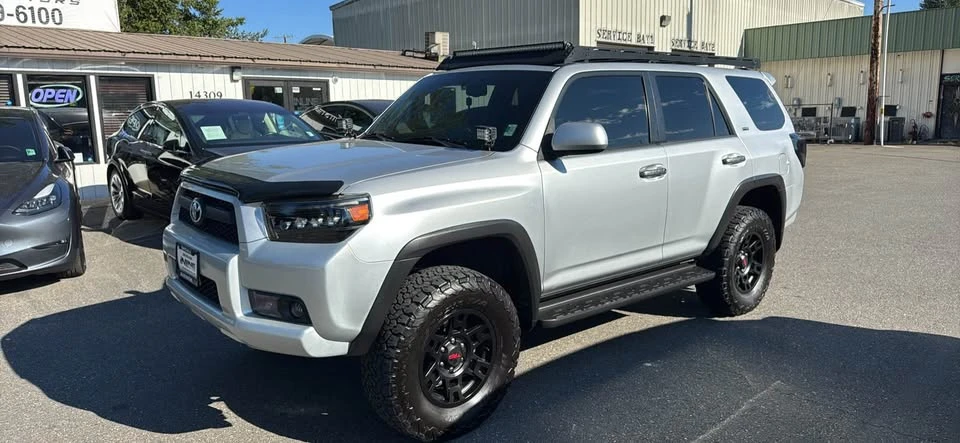 2011 Toyota 4Runner 5th Gen - Image 2 of 12