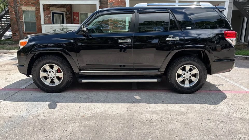 2011 Toyota 4Runner 5th Gen - Image 5 of 13