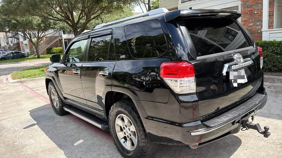 2011 Toyota 4Runner 5th Gen - Image 8 of 13