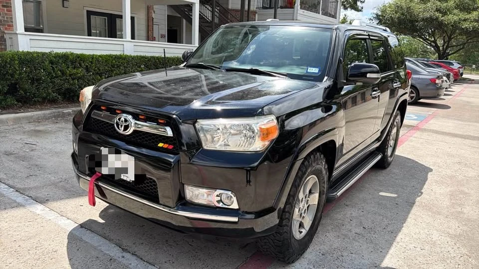 2011 Toyota 4Runner 5th Gen - Image 3 of 13