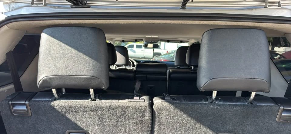 2011 Toyota 4Runner 5th Gen - Image 9 of 12