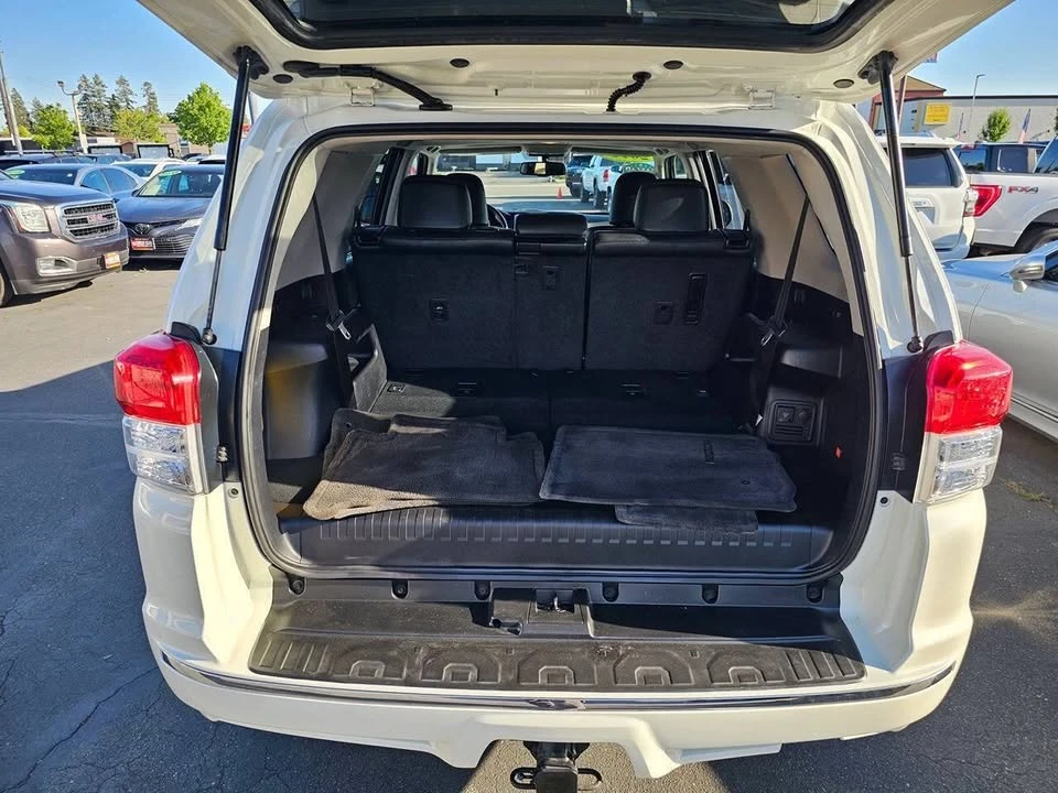2011 Toyota 4Runner 5th Gen - Image 18 of 20