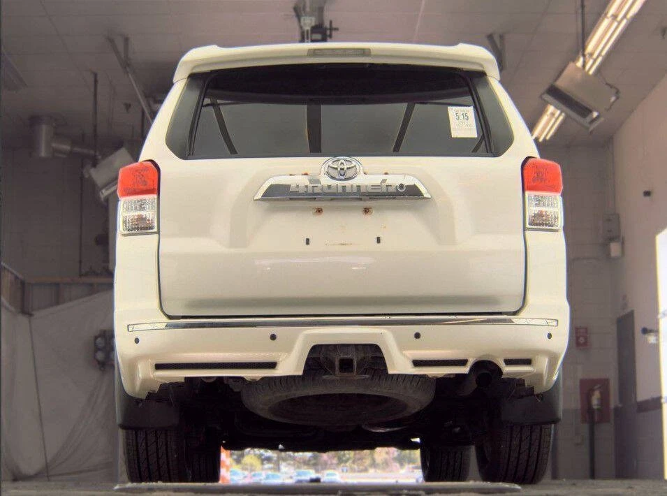 2011 Toyota 4Runner 5th Gen - Image 9 of 20