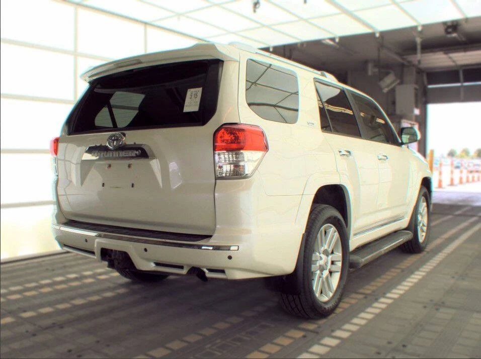 2011 Toyota 4Runner 5th Gen - Image 8 of 20