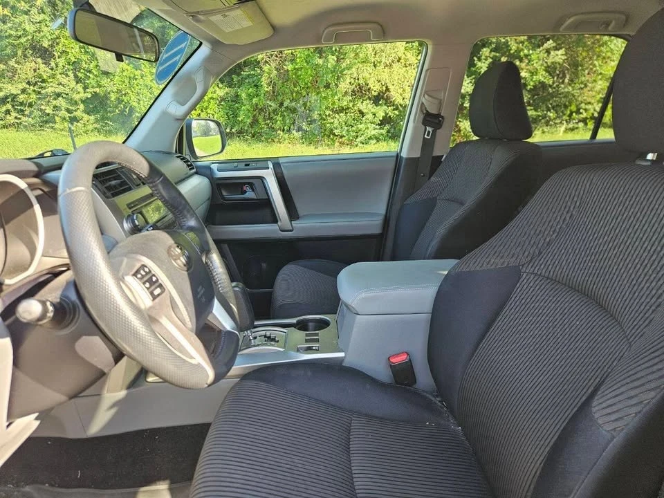 2011 Toyota 4Runner 5th Gen - Image 10 of 20