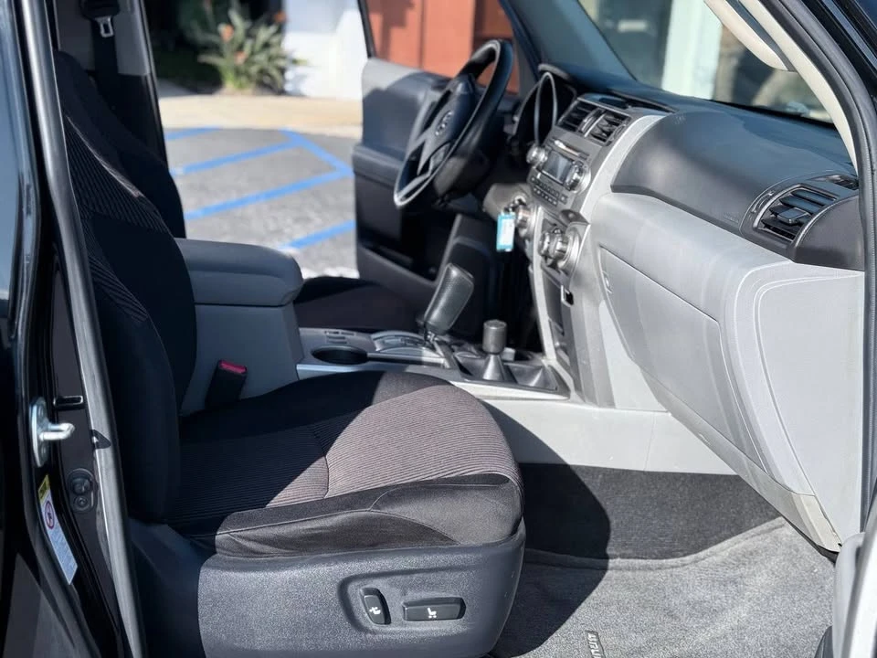 2011 Toyota 4Runner 5th Gen - Image 13 of 20