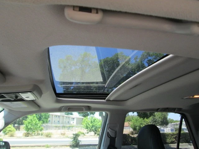 2011 Toyota 4Runner 5th Gen - Image 13 of 17