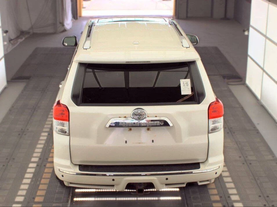 2011 Toyota 4Runner 5th Gen - Image 10 of 20