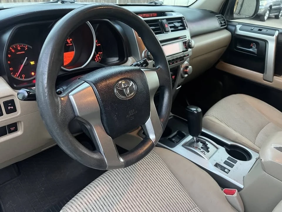 2011 Toyota 4Runner 5th Gen - Image 9 of 19