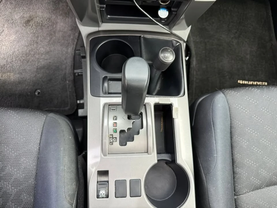 2011 Toyota 4Runner 5th Gen - Image 15 of 19