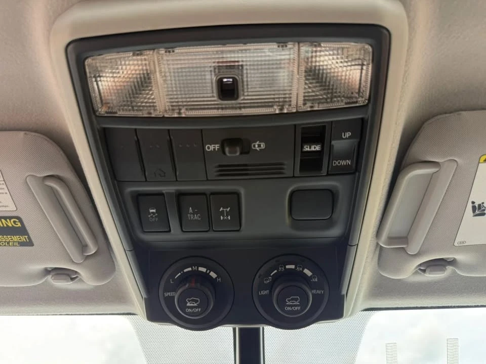 2011 Toyota 4Runner 5th Gen - Image 16 of 19