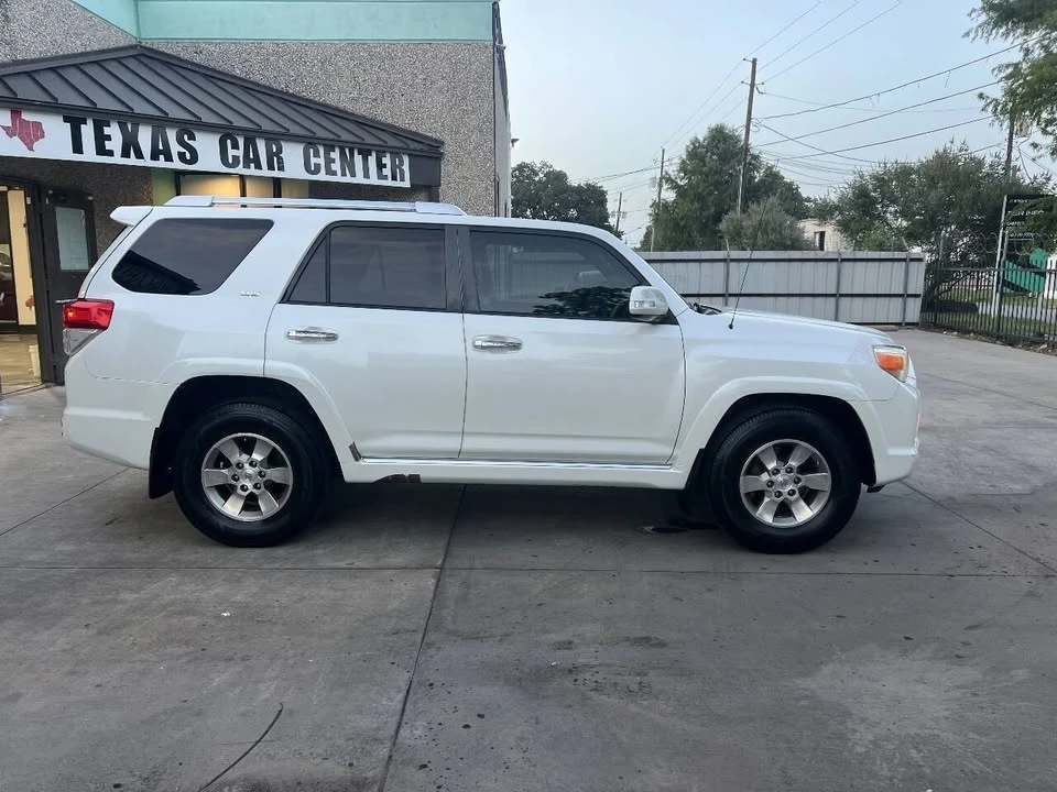2011 Toyota 4Runner 5th Gen - Image 4 of 19