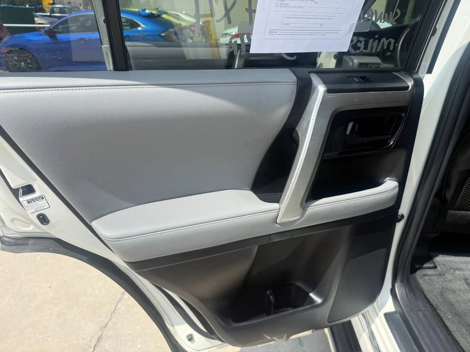 2011 Toyota 4Runner 5th Gen - Image 11 of 17