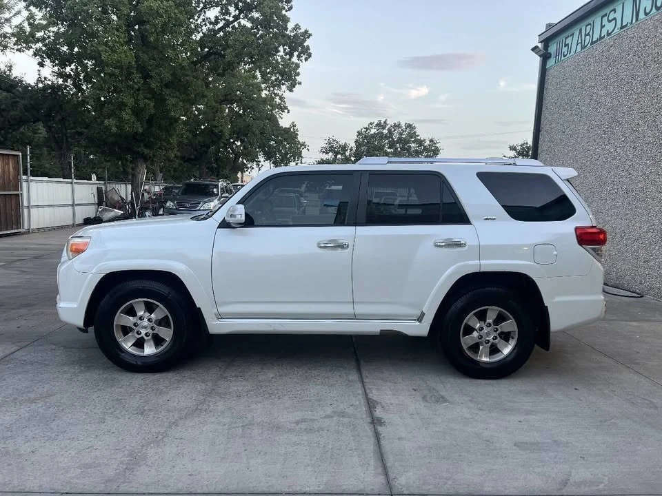 2011 Toyota 4Runner 5th Gen - Image 8 of 19