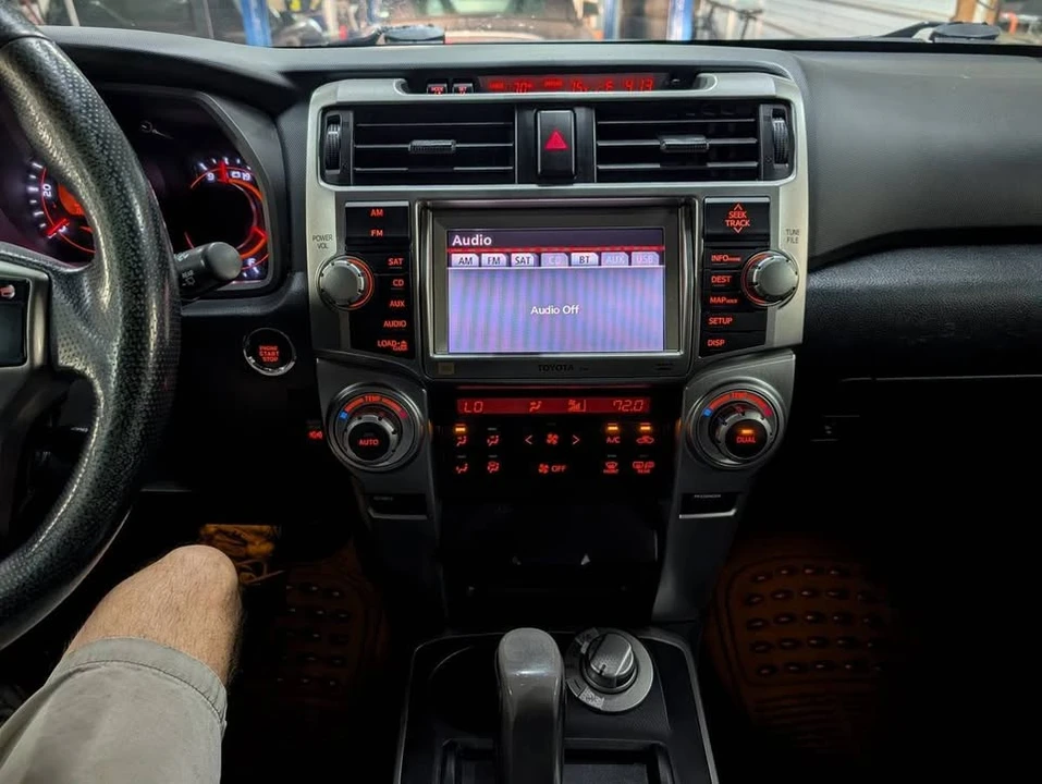 2011 Toyota 4Runner 5th Gen - Image 13 of 19
