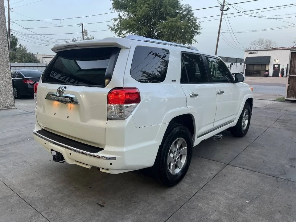 2011 Toyota 4Runner 5th Gen - Image 5 of 19