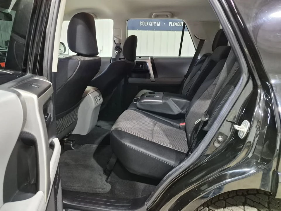 2011 Toyota 4Runner 5th Gen - Image 11 of 20