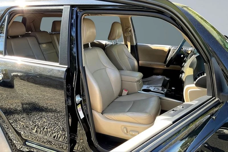 2011 Toyota 4Runner 5th Gen - Image 13 of 20