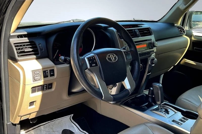 2011 Toyota 4Runner 5th Gen - Image 11 of 20