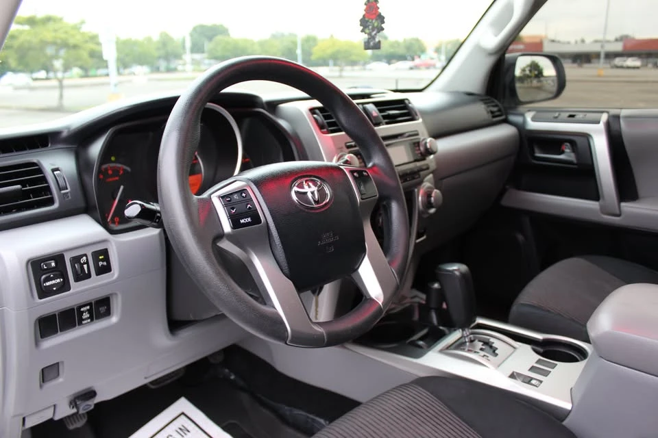 2011 Toyota 4Runner 5th Gen - Image 15 of 20