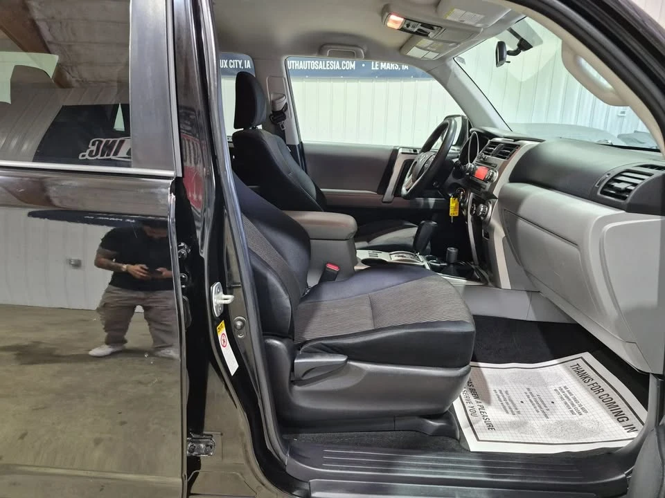 2011 Toyota 4Runner 5th Gen - Image 13 of 20