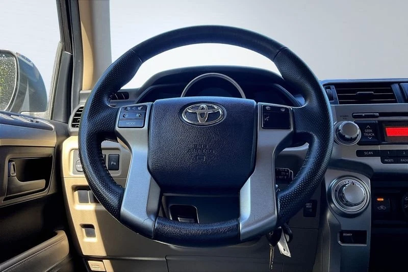 2011 Toyota 4Runner 5th Gen - Image 19 of 20
