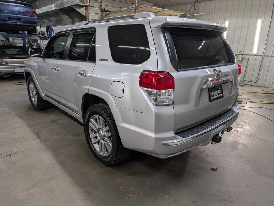 2011 Toyota 4Runner 5th Gen - Image 5 of 19