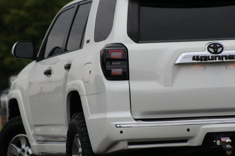 2011 Toyota 4Runner 5th Gen - Image 9 of 20