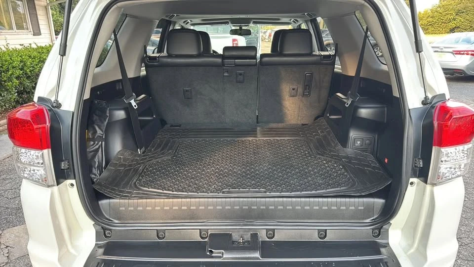 2011 Toyota 4Runner 5th Gen - Image 18 of 20