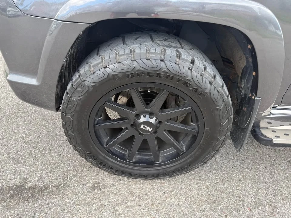 2011 Toyota 4Runner 5th Gen - Image 5 of 15
