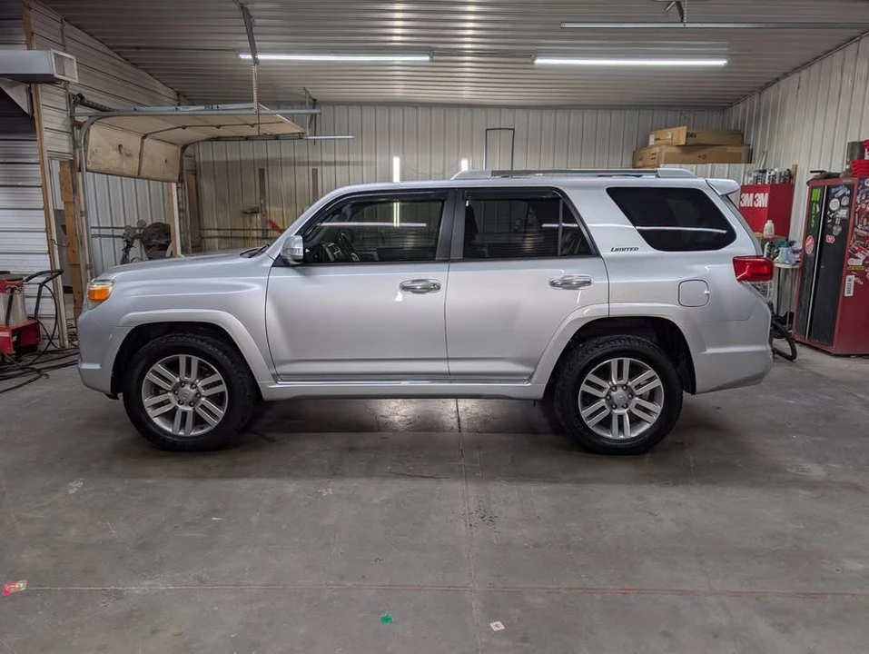 2011 Toyota 4Runner 5th Gen - Image 6 of 19