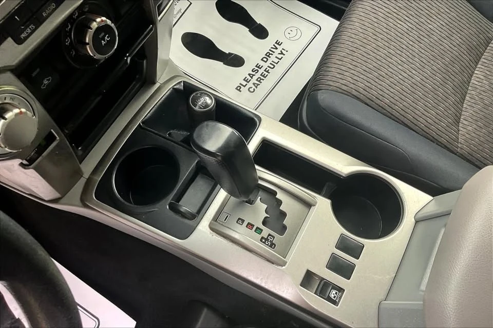 2011 Toyota 4Runner 5th Gen - Image 17 of 20