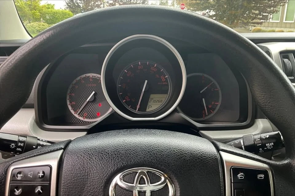 2011 Toyota 4Runner 5th Gen - Image 13 of 20