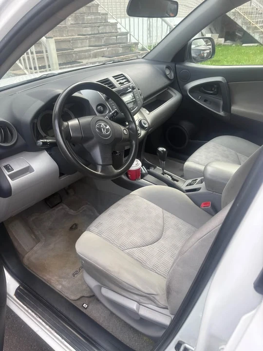 2011 Toyota 4Runner 5th Gen - Image 13 of 18