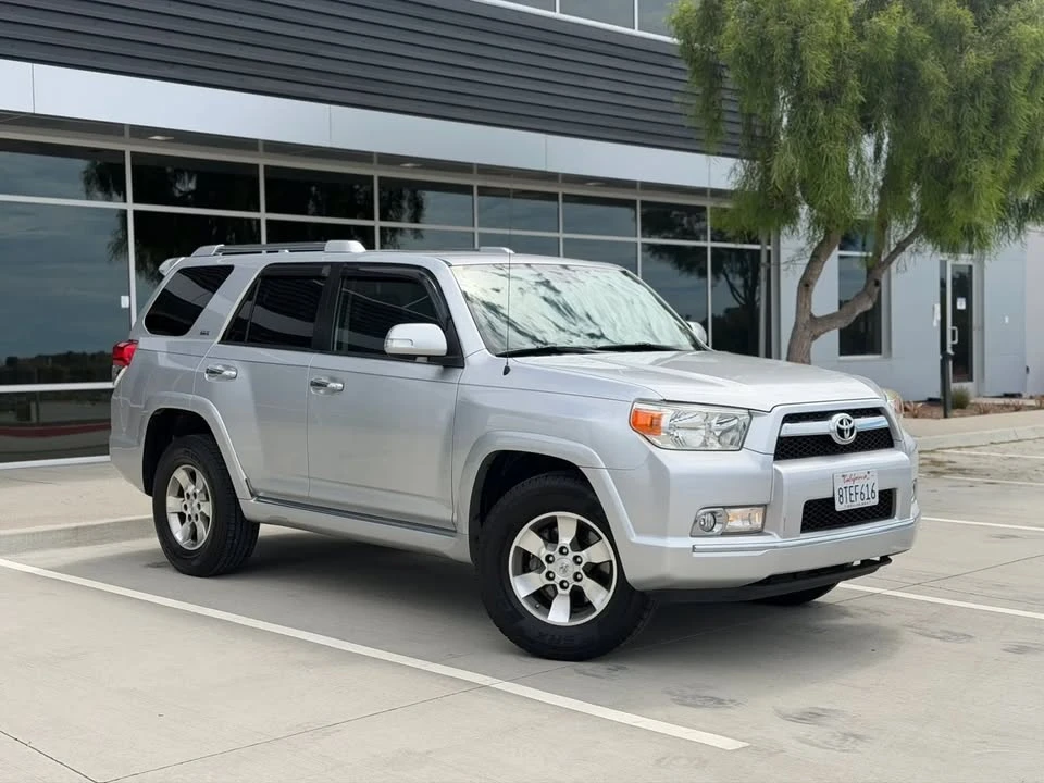 2011 Toyota 4Runner 5th Gen - Image 5 of 16