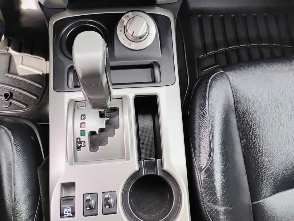2011 Toyota 4Runner 5th Gen - Image 12 of 20