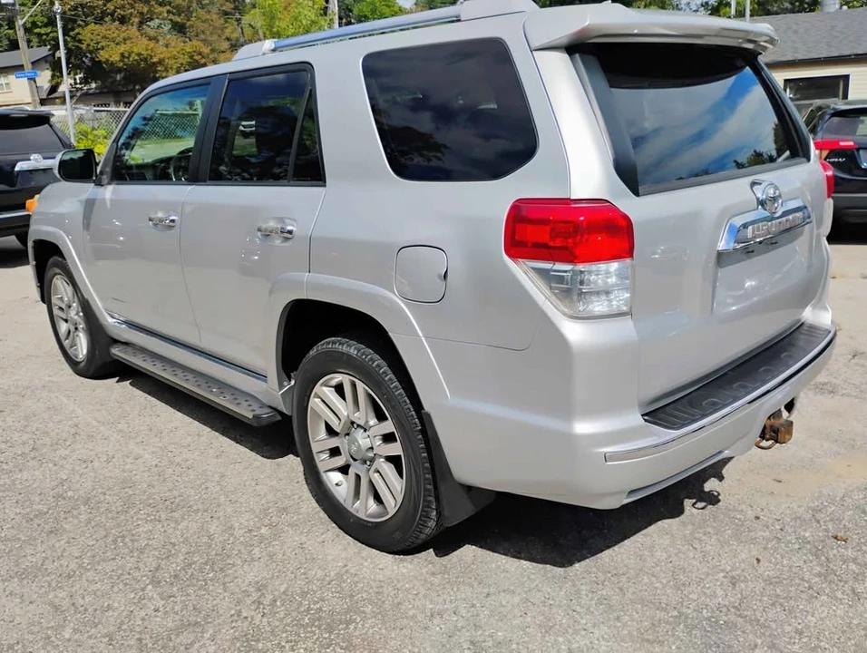 2011 Toyota 4Runner 5th Gen - Image 8 of 20