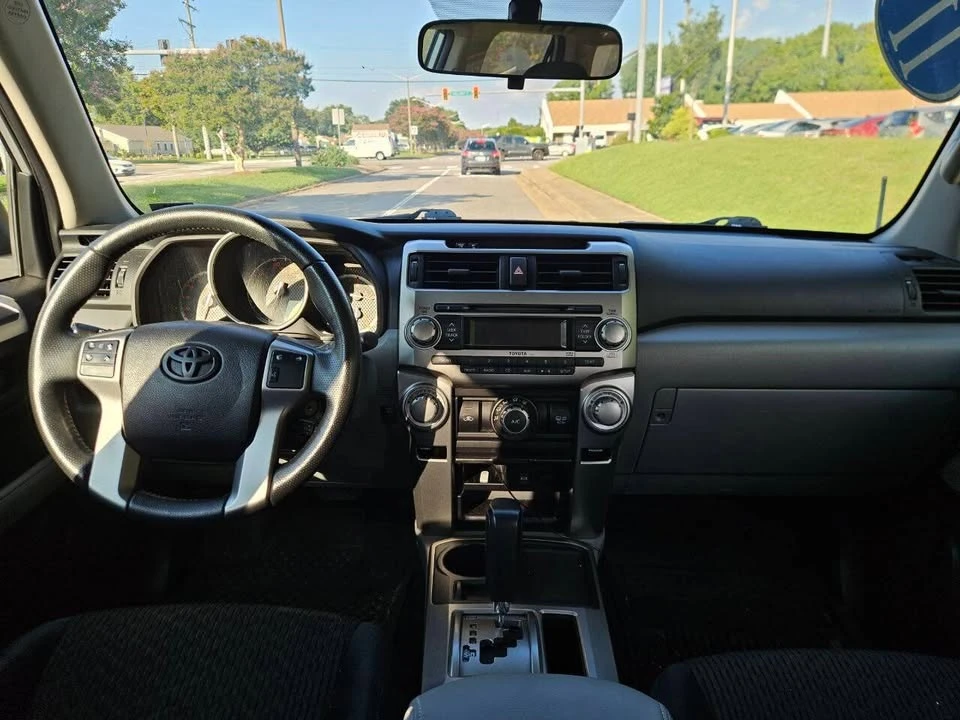 2011 Toyota 4Runner 5th Gen - Image 17 of 20